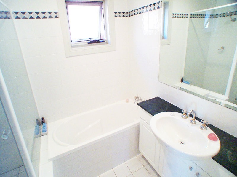 4 Thorpe Avenue, Liberty Grove NSW 2138