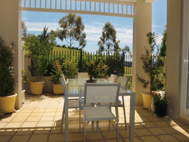 12/16 Admiralty Drive, Breakfast Point NSW 2137