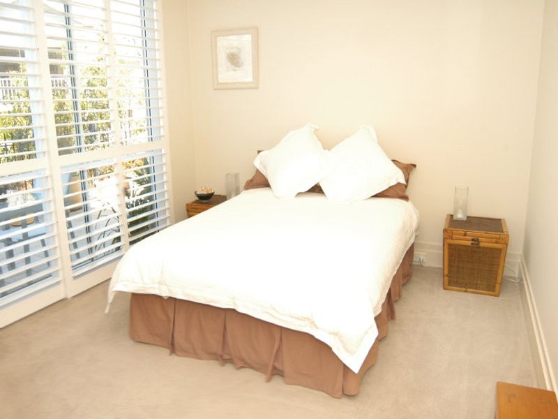 12/16 Admiralty Drive, Breakfast Point NSW 2137