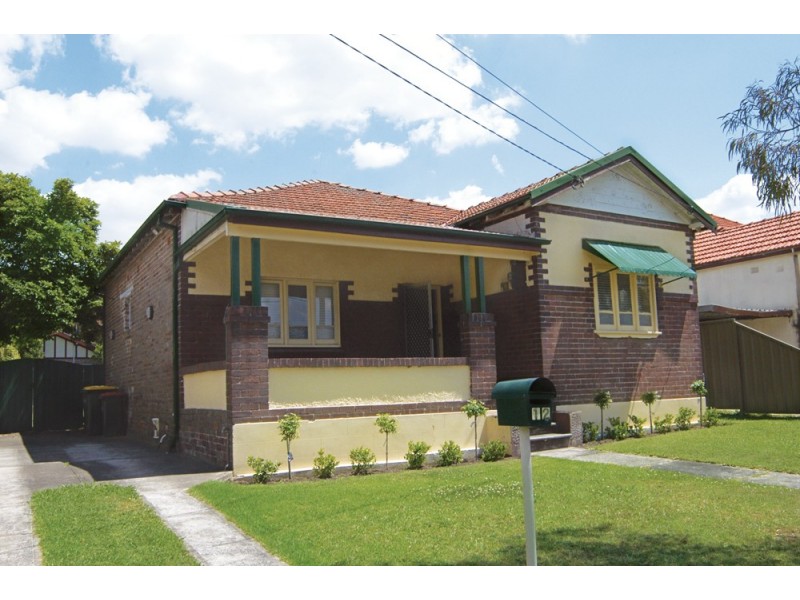 12 Elphinstone Street, Cabarita NSW 2137