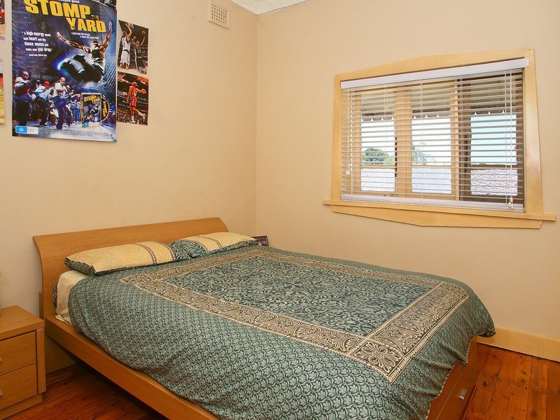 12 Elphinstone Street, Cabarita NSW 2137