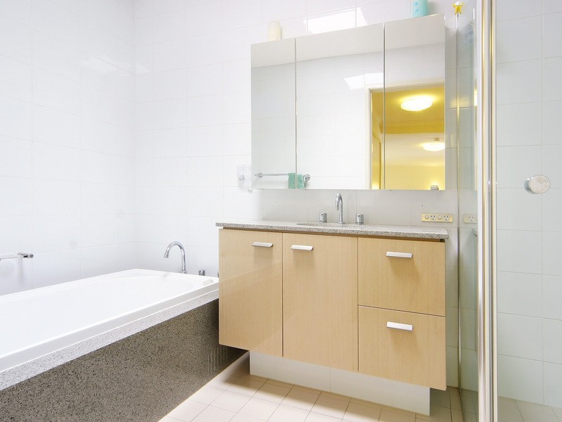 3 Parkside Tce, Cabarita NSW 2137