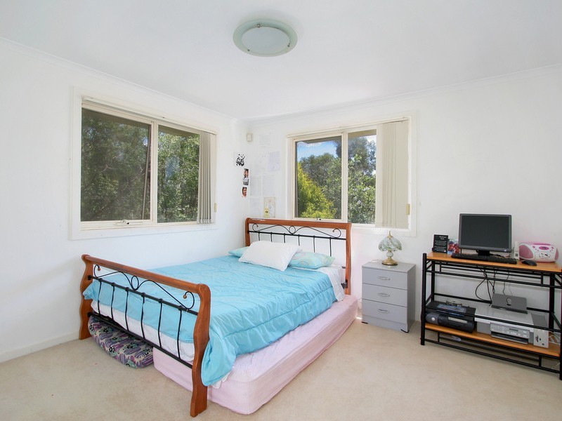 16 Heidelberg Avenue, Newington NSW 2127