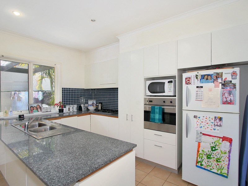 16 Heidelberg Avenue, Newington NSW 2127