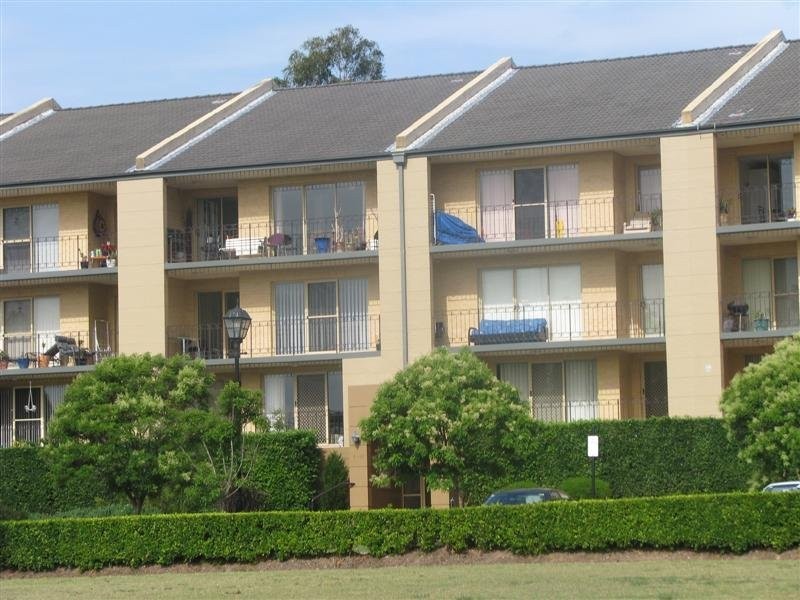 9/11 Settlers Boulevard, Liberty Grove NSW 2138