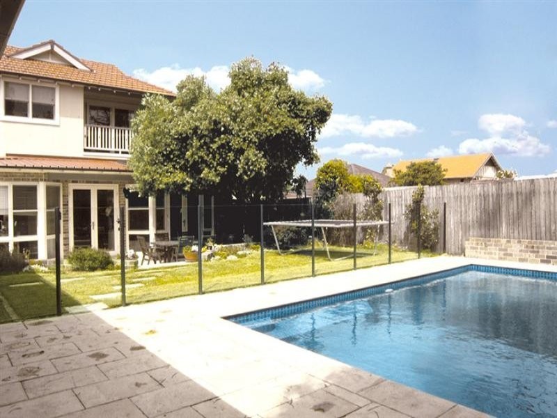 6 Castlestead Street, Concord West NSW 2138