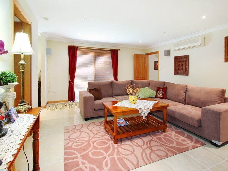 24 Georges Cres, Georges Hall NSW 2198