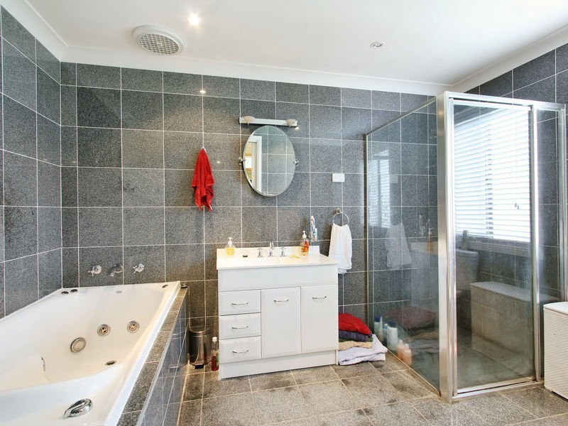 24 Georges Cres, Georges Hall NSW 2198