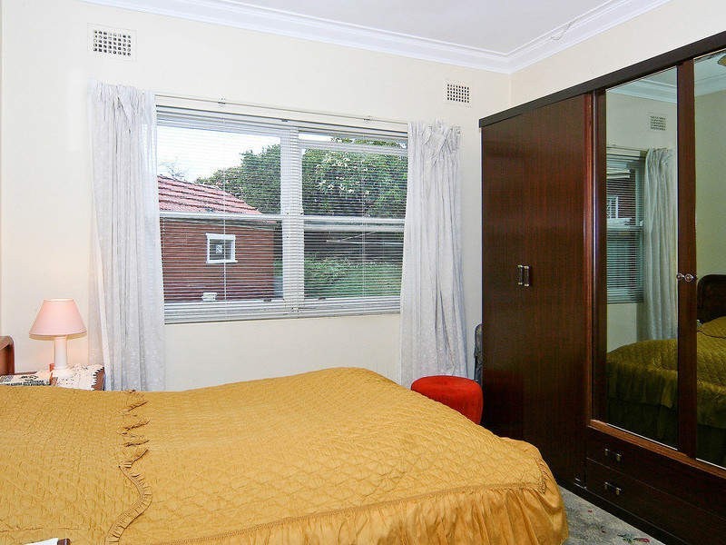 6 Highfield Cres, Strathfield NSW 2135