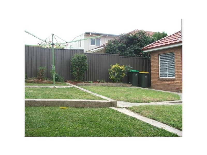 4 Dorking Road, Cabarita NSW 2137