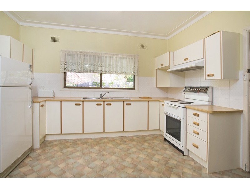 28 Boronga Ave, West Pymble NSW 2073