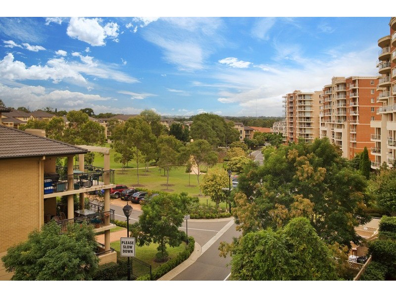 301/10 Wentworth Drive, Liberty Grove NSW 2138