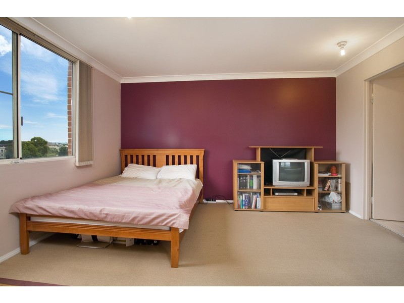 301/10 Wentworth Drive, Liberty Grove NSW 2138
