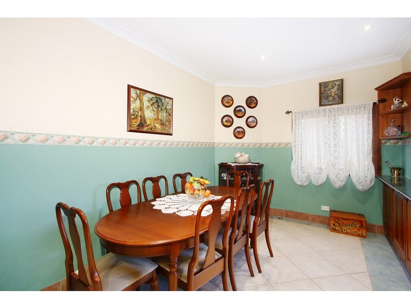 4 Bennett Avenue, Strathfield South NSW 2136