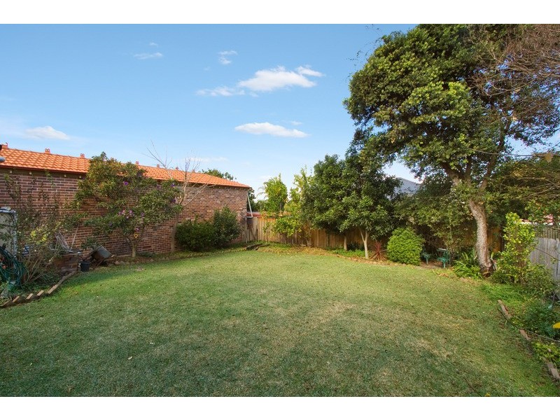 4 Bennett Avenue, Strathfield South NSW 2136