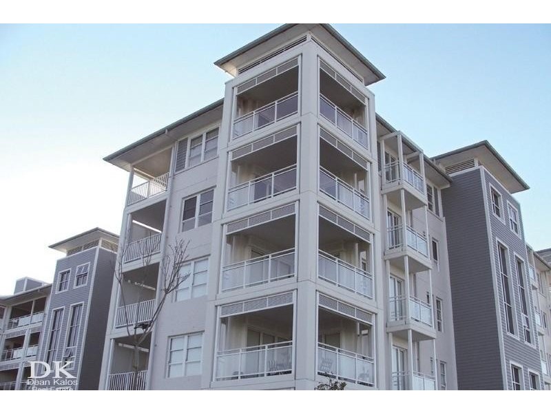 37/2 Juniper Drive, Breakfast Point NSW 2137