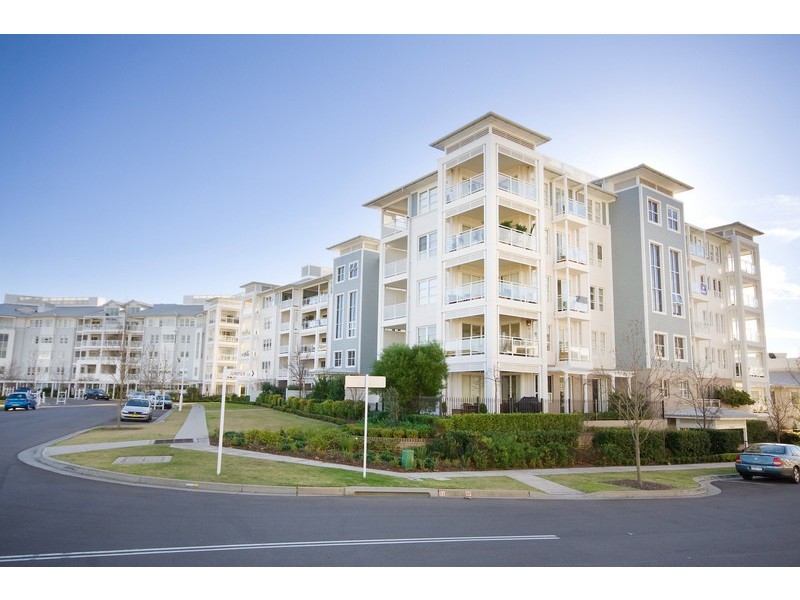 27/2 Juniper Drive, Breakfast Point NSW 2137