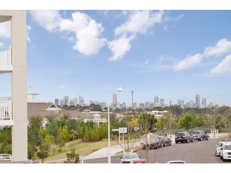 27/2 Juniper Drive, Breakfast Point NSW 2137