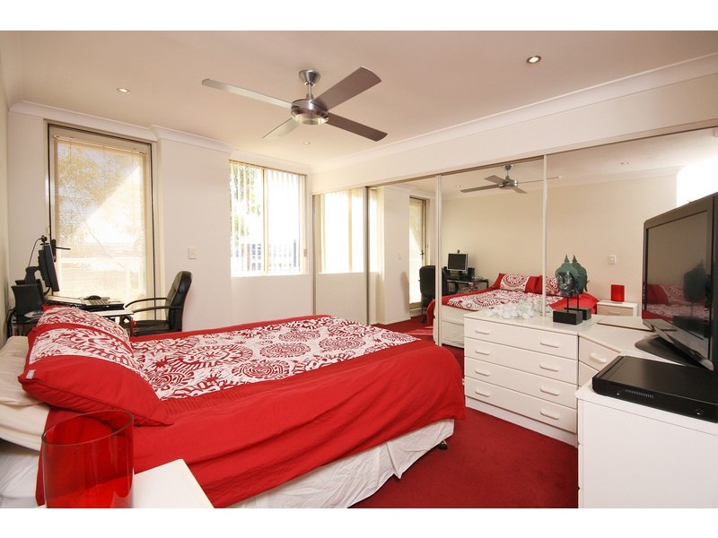 406/10  Wentworth Drive, Liberty Grove NSW 2138