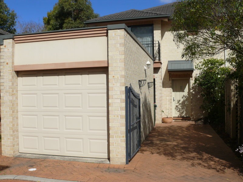 3 Hewin Close, Liberty Grove NSW 2138