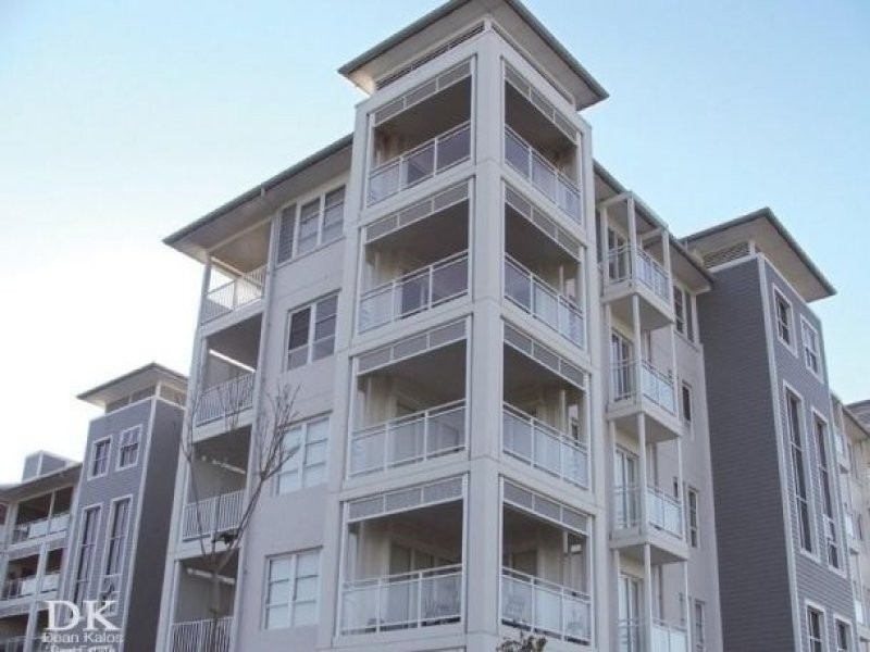 37/60 Village Drive, Breakfast Point NSW 2137