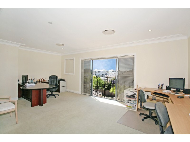 8 Adam Street, Breakfast Point NSW 2137