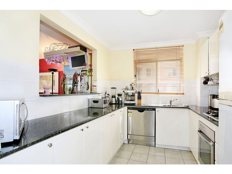 27/3 Bradley Place, Liberty Grove NSW 2138