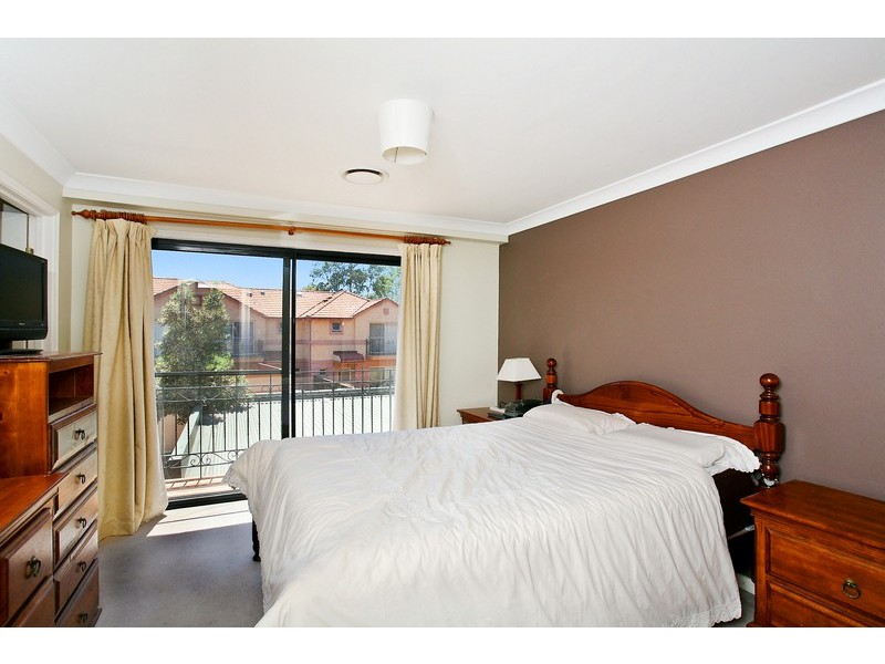 6 Wiltshire Close, Liberty Grove NSW 2138