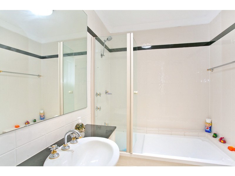 6 Wiltshire Close, Liberty Grove NSW 2138