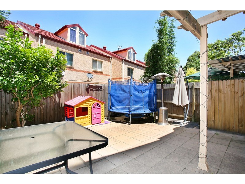 6 Wiltshire Close, Liberty Grove NSW 2138