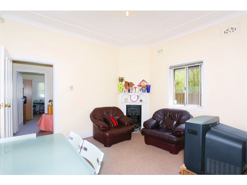 81 Yaralla Street, Concord West NSW 2138