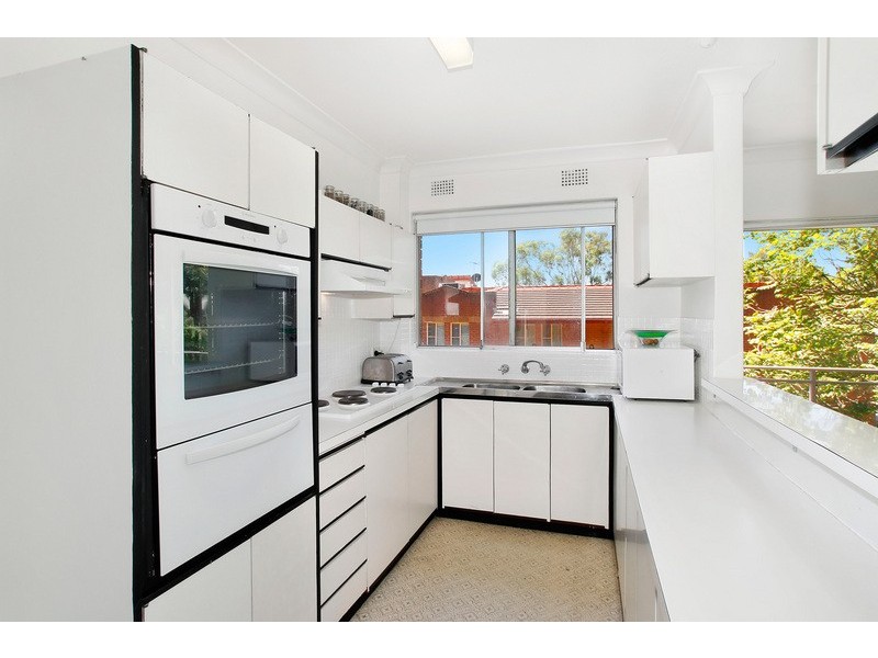 9/20 The Parade, Russell Lea NSW 2046