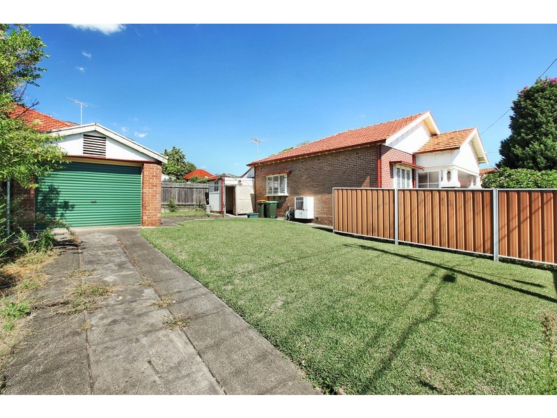 1a Newcastle Street, Five Dock NSW 2046