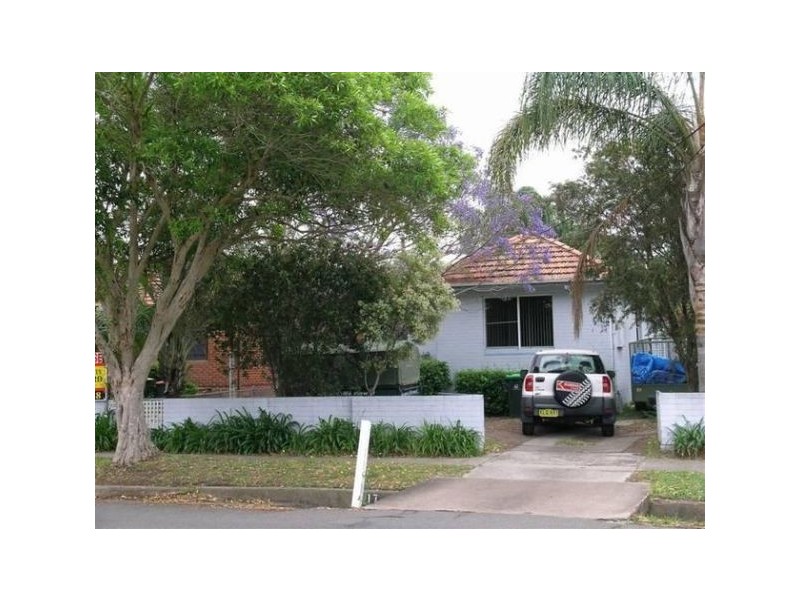 17 Brewer St, Concord NSW 2137