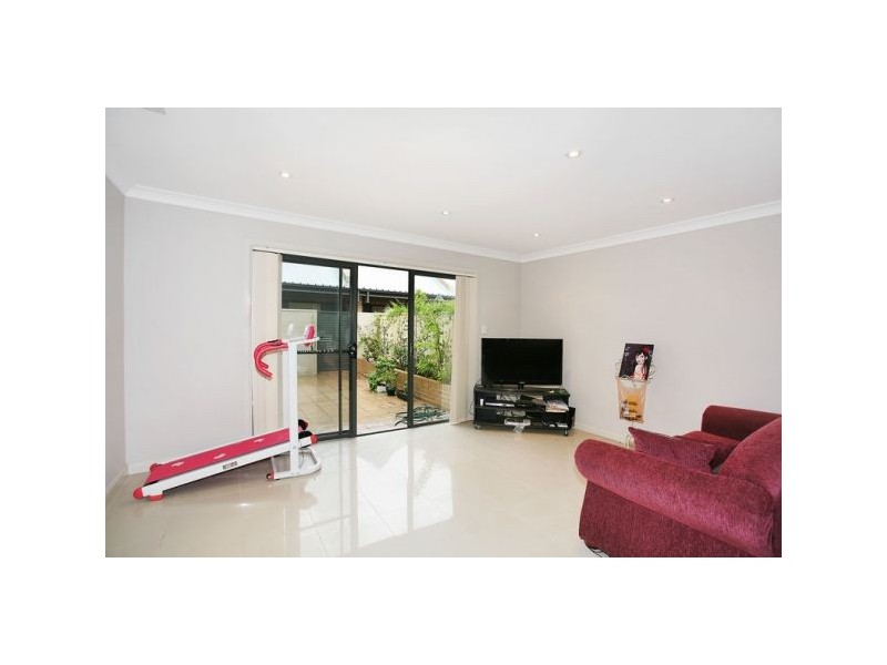4/56 Underwood Rd, Homebush NSW 2140