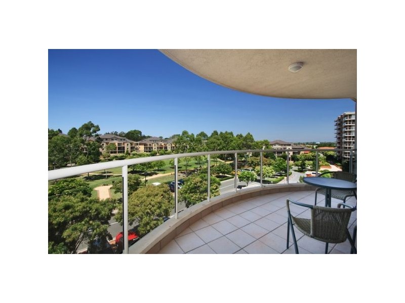 302/8 Wentworth Drive, Liberty Grove NSW 2138
