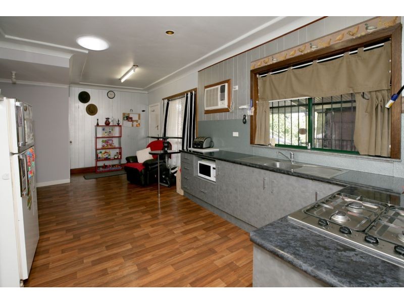 68 Mitchelmore Street, Turvey Park, Wagga Wagga NSW 2650