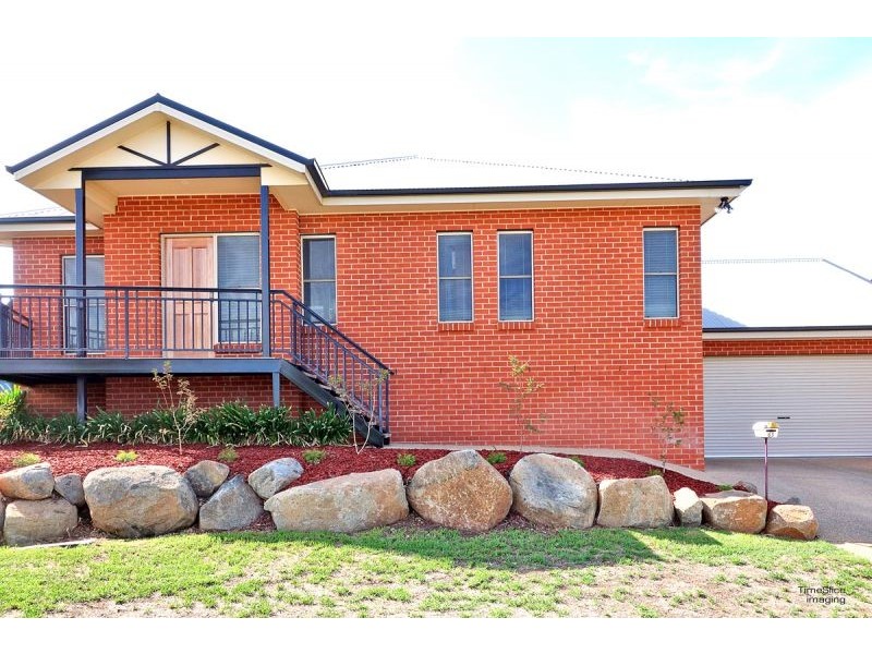 63 Brooklyn Drive, Wagga Wagga NSW 2650