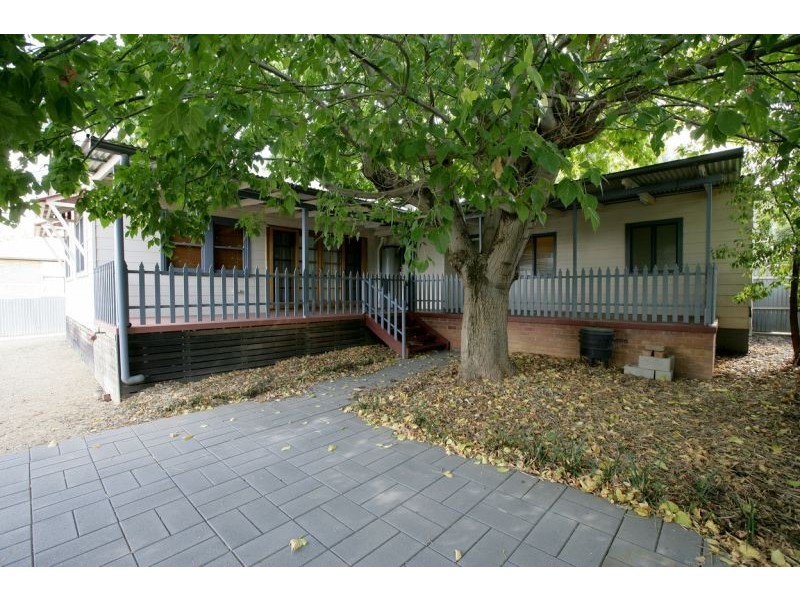 127 Meadow Street, Kooringal NSW 2650