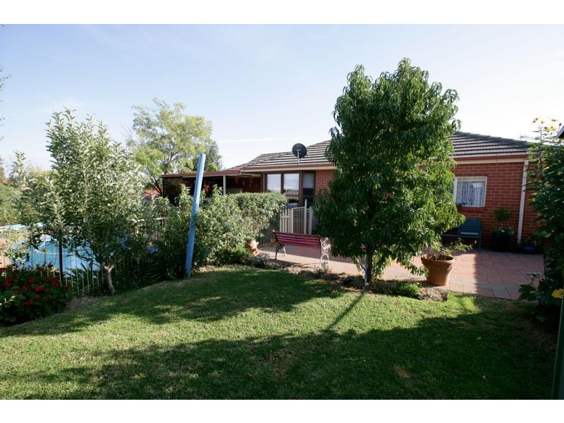 24 Bourkelands Drive, Bourkelands NSW 2650