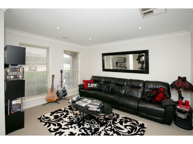 1/20 Hudson Drive, Lloyd NSW 2650