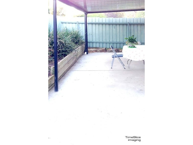 2/6 Kimberley Drive, Tatton NSW 2650