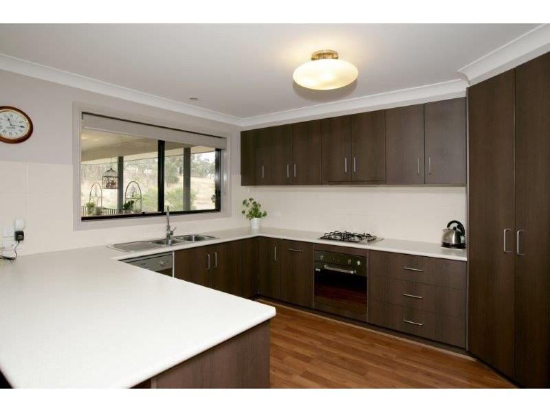 118 Kaloona Drive, Bourkelands NSW 2650