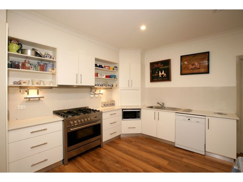10 Melia Place, Springvale, Wagga Wagga NSW 2650