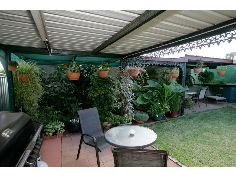 28 Temerloh Avenue, Tolland, Wagga Wagga NSW 2650