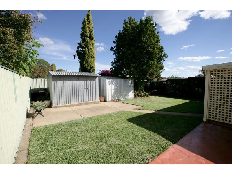 28 Temerloh Avenue, Tolland, Wagga Wagga NSW 2650