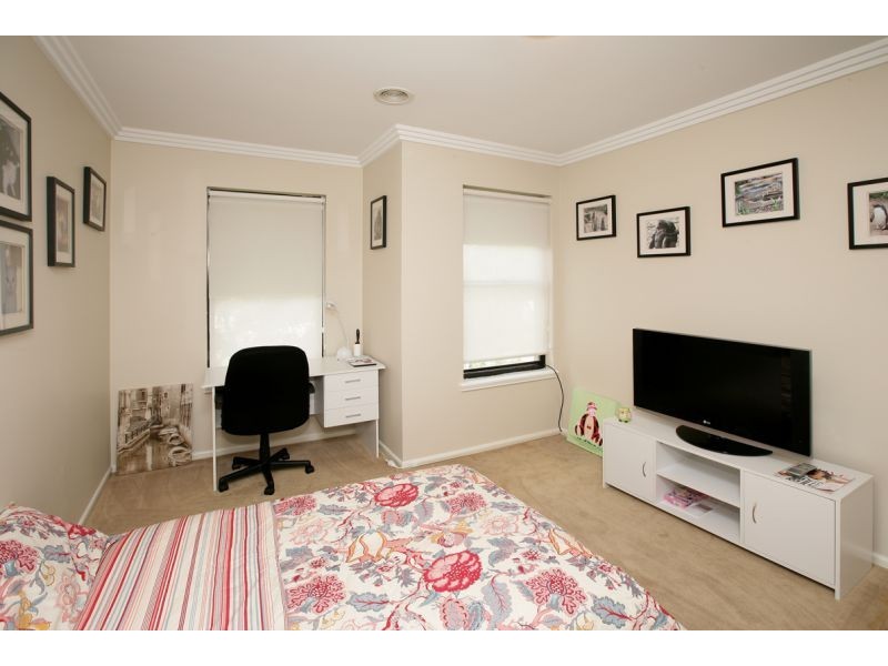 18 Galing Place, Wagga Wagga NSW 2650