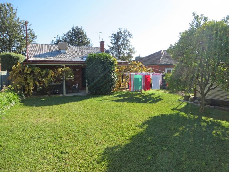 44 Brookong Avenue, Wagga Wagga NSW 2650
