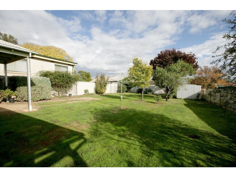 54 Mitchelmore Street, Turvey Park NSW 2650
