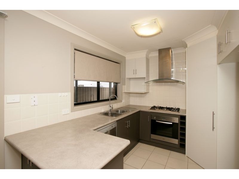 1/31 Warrambee Street, Glenfield Park NSW 2650